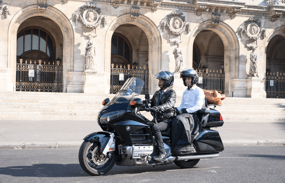 Taxi moto Orly : comment relier l’aéroport de Paris rapidement ?